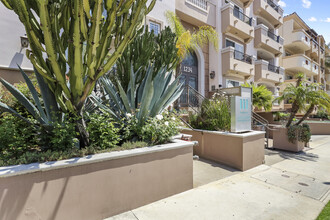 Armacost Colony by Wiseman in Los Angeles, CA - Foto de edificio - Building Photo
