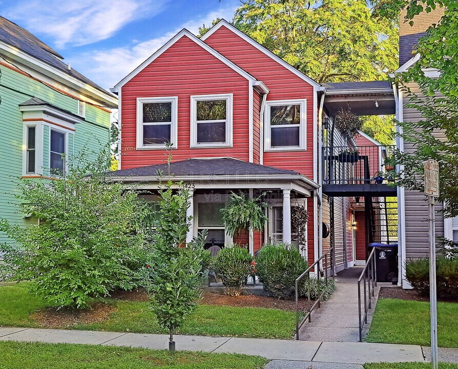 1423 E Breckinridge St in Louisville, KY - Building Photo