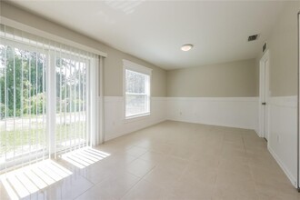 9550 Roundstone Cir in Ft. Myers, FL - Building Photo - Building Photo