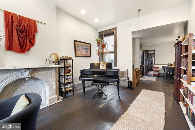 2318 E York St in Philadelphia, PA - Building Photo - Building Photo