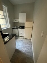 1193 Commonwealth Ave, Unit 4 in Boston, MA - Building Photo - Building Photo