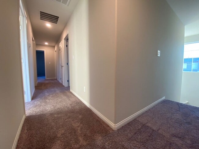 4348 Proposal Rock Ave