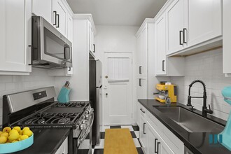 Blackburn Grove by Wiseman in Los Angeles, CA - Building Photo - Building Photo