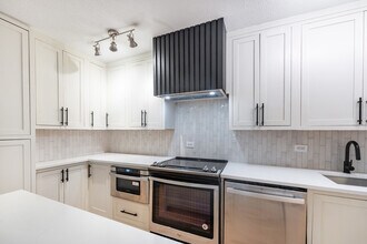1339 N Dearborn St in Chicago, IL - Building Photo - Building Photo