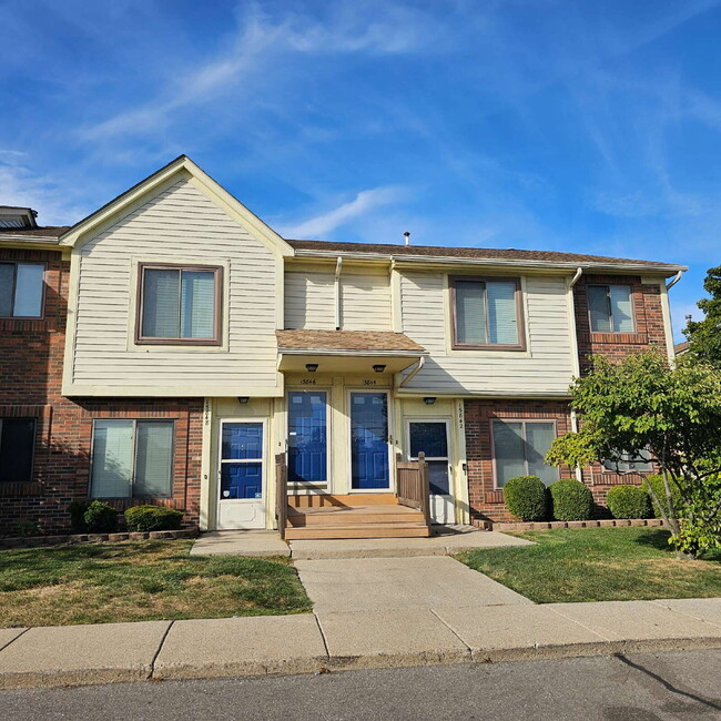 15846 Orchard Ln