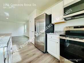 1051 Cameron Ridge Dr in Columbia, SC - Building Photo - Building Photo