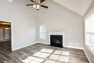 252 Hillcrest Ridge in Canton, GA - Building Photo - Building Photo