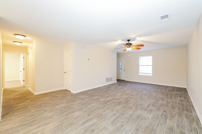 4793 Northwood Hills Dr in Memphis, TN - Building Photo - Building Photo