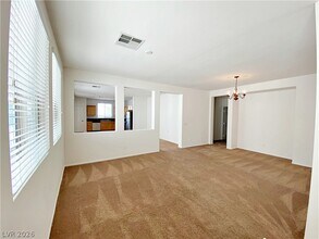 682 Homewillow Ave in Las Vegas, NV - Building Photo - Building Photo
