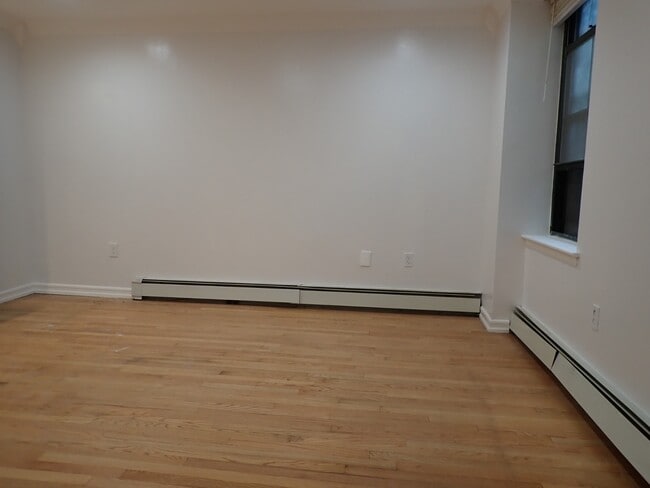 426 Carlton Ave in Brooklyn, NY - Building Photo - Building Photo
