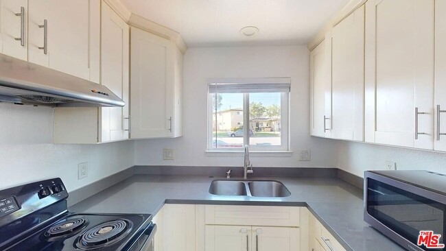 2129 Monroe St in Santa Clara, CA - Building Photo - Building Photo