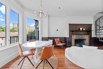 320 Tappan St, Unit 2 in Brookline, MA - Building Photo - Building Photo