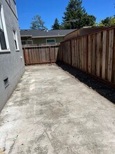 1021 Hudson St in Redwood City, CA - Building Photo - Building Photo