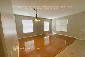 15612 Starling Water Dr in Lithia, FL - Building Photo - Building Photo