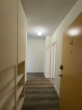 1707 Pacific Coast Hwy in Hermosa Beach, CA - Building Photo - Building Photo