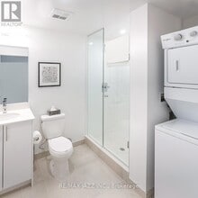 80 Bond St E in Oshawa, ON - Building Photo - Building Photo