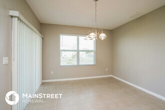 1822 NE 4th Pl in Cape Coral, FL - Foto de edificio - Building Photo