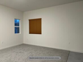 5632 Molino Cir in Roseville, CA - Building Photo - Building Photo