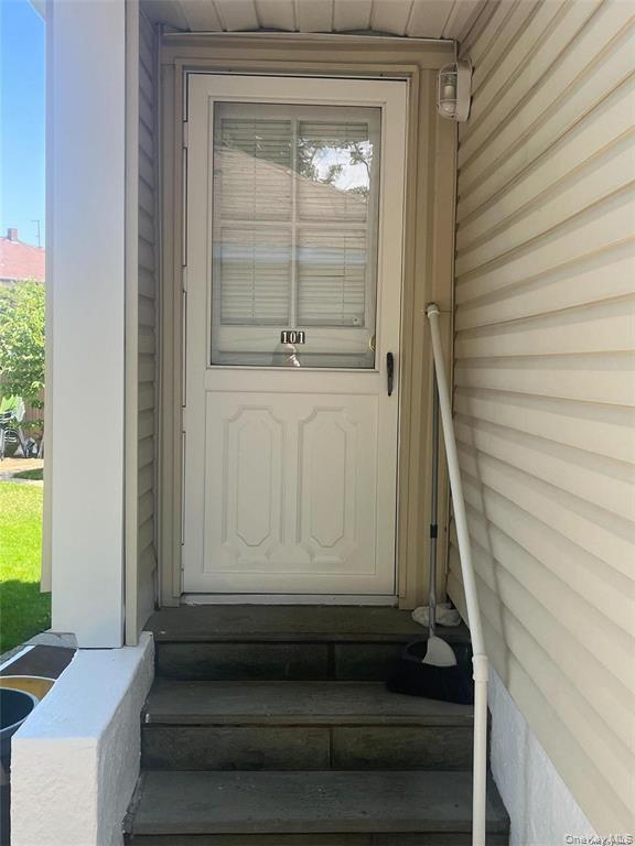 property at 21 White St