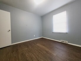 922 W 4th St in Grand Island, NE - Building Photo