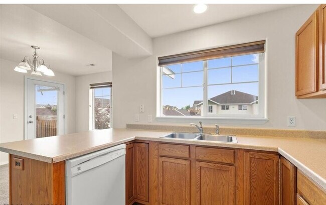 1120 Longbow Ln, Unit F in Bozeman, MT - Building Photo - Building Photo