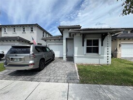 273 SE 31st Ave in Homestead, FL - Building Photo