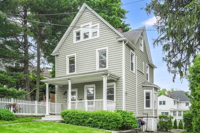 property at 410 Hunter St