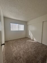 Gaines Street Apartment in San Diego, CA - Building Photo - Building Photo