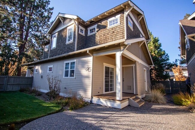 property at 1690 N W Lepage Pl