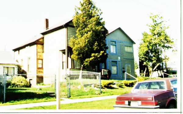 1020-1022 S State St in Tacoma, WA - Building Photo