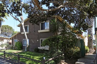 714 N Freeman St in Oceanside, CA - Building Photo
