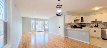 11-13-13 Wallis Ave in Jersey City, NJ - Building Photo - Building Photo