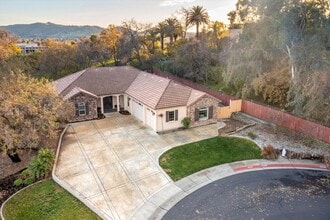 3018 Chardonnay Ct in Vacaville, CA - Building Photo - Building Photo