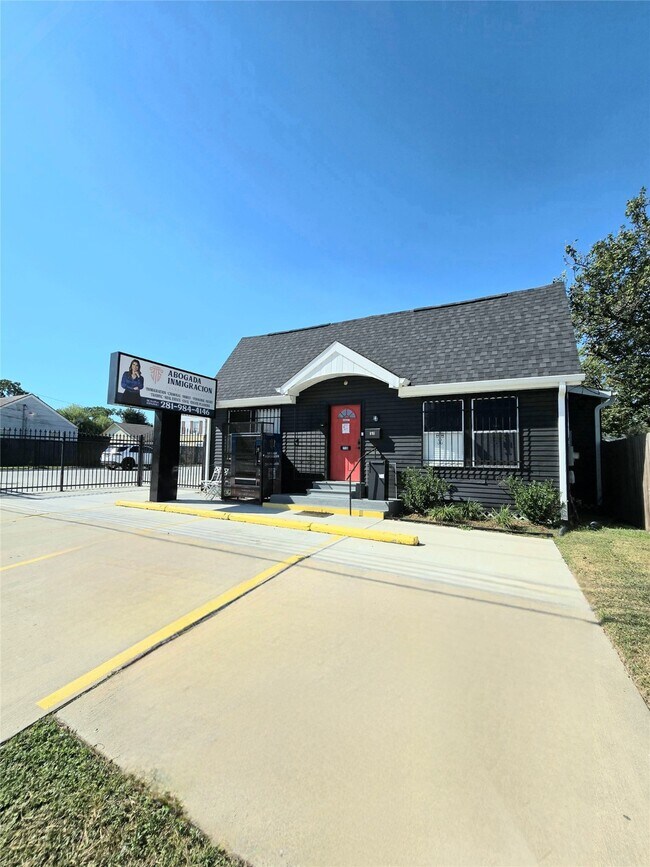 property at 616 Shaver St