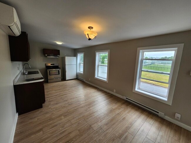 72 St John St in Saint John, NB - Building Photo - Building Photo