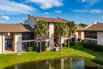 Whisper Lake in Tampa, FL - Building Photo - Building Photo