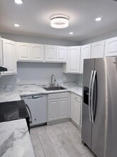 2109 SE Edler Dr in Stuart, FL - Foto de edificio - Building Photo