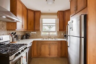 5111 Benton Pl in San Diego, CA - Building Photo - Building Photo