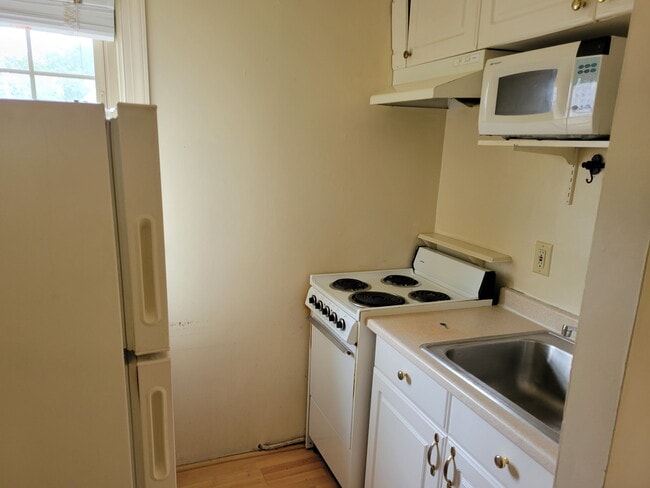 320 N Penn St, Unit 3 in West Chester, PA - Foto de edificio - Building Photo