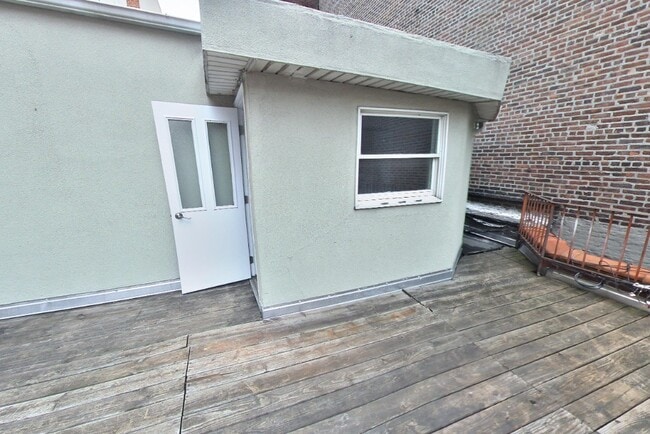 221 E 23rd St in New York, NY - Building Photo - Building Photo