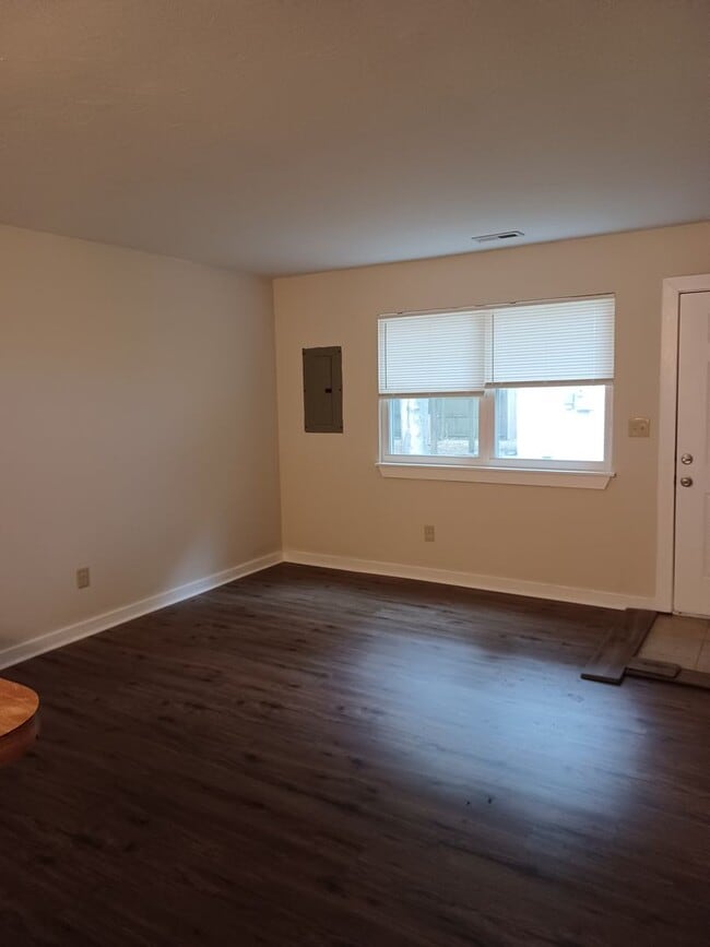 469-471 Rudder Rd in Virginia Beach, VA - Foto de edificio - Building Photo