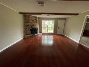 12019 Willow Ln in Cypress, TX - Building Photo - Building Photo