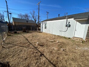 1925 27th St in Lubbock, TX - Building Photo - Building Photo