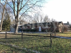 6623 W 16th St in Indianapolis, IN - Building Photo