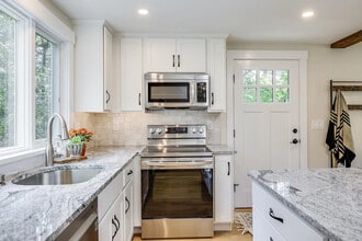 126 Twin Hill Rd in Falmouth, MA - Building Photo - Building Photo