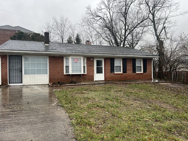 property at 5420 Gardendale Ave