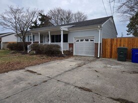 1831 Branchwood St in Norfolk, VA - Building Photo