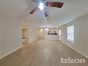 7319 Rosada Way in San Antonio, TX - Building Photo - Building Photo