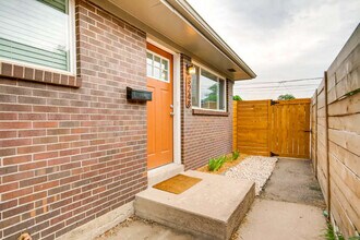 3248 Milwaukee St in Denver, CO - Building Photo - Building Photo