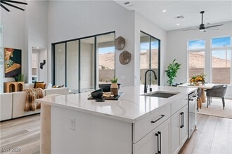 11173 Concord Vly Dr in Las Vegas, NV - Building Photo - Building Photo